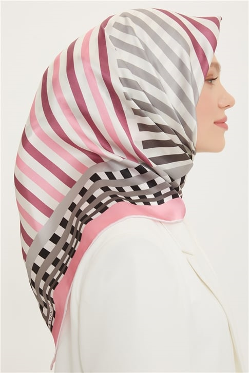 Armine Sura İpek Eşarp 22Ya8739 36