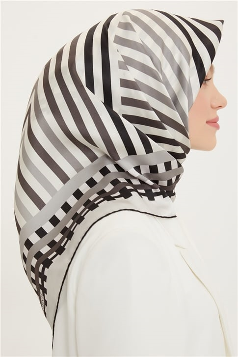 Armine Sura İpek Eşarp 22Ya8739 52