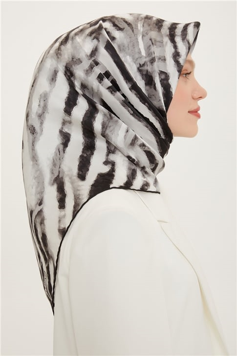 Armine Sura İpek Eşarp 22Ya8748 04