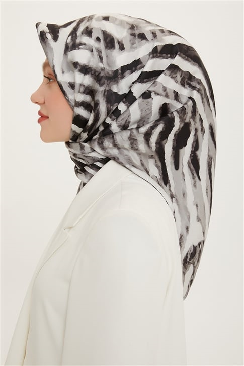 Armine Sura İpek Eşarp 22Ya8748 04