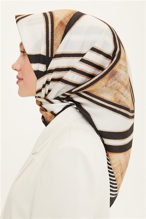 Armine Sura İpek Eşarp 22YA8749 09