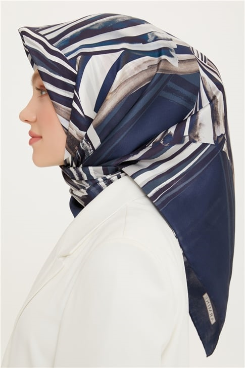 Armine Sura İpek Eşarp 22Ya8757 03