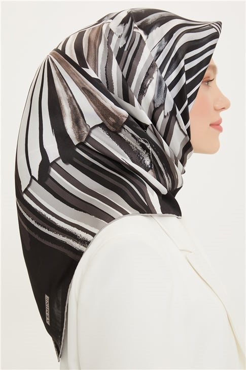 Armine Sura İpek Eşarp 22Ya8757 05
