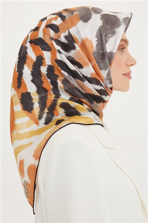 Armine Sura İpek Eşarp 22Ya8759 01