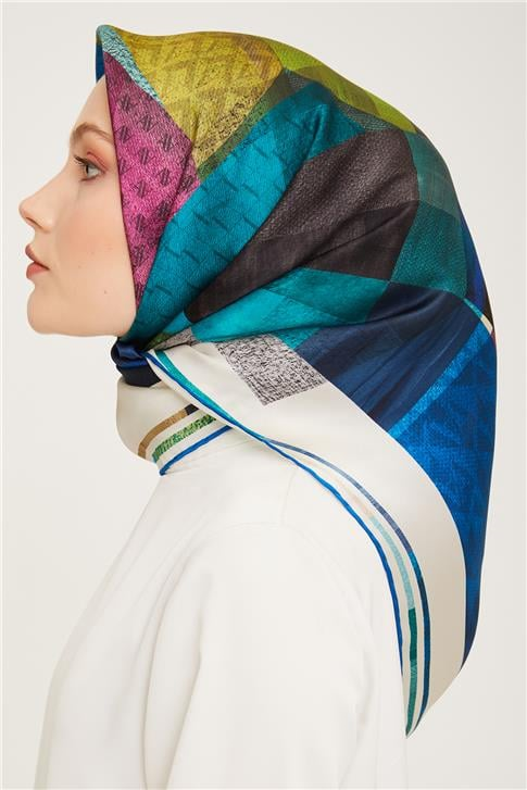 Armine Sura İpek Eşarp 23Ka9002 03