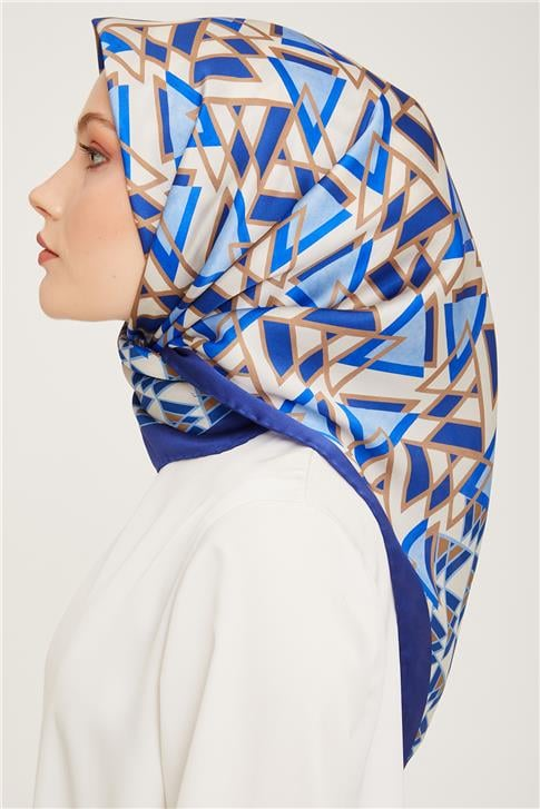 Armine Sura İpek Eşarp 23Ka9019 02