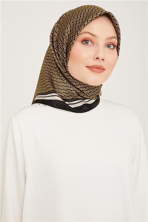 Armine Sura İpek Eşarp 23Ka9026 01