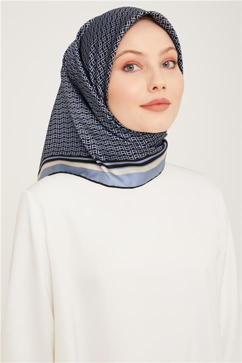 Armine Sura İpek Eşarp 23Ka9026 35