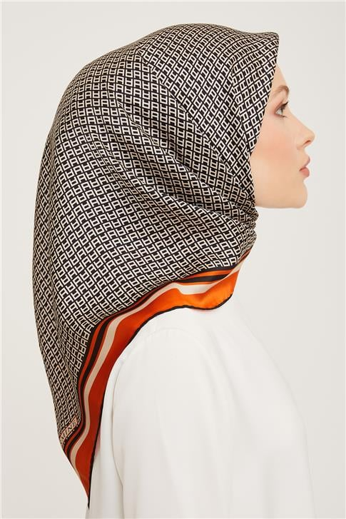 Armine Sura İpek Eşarp 23Ka9026 37