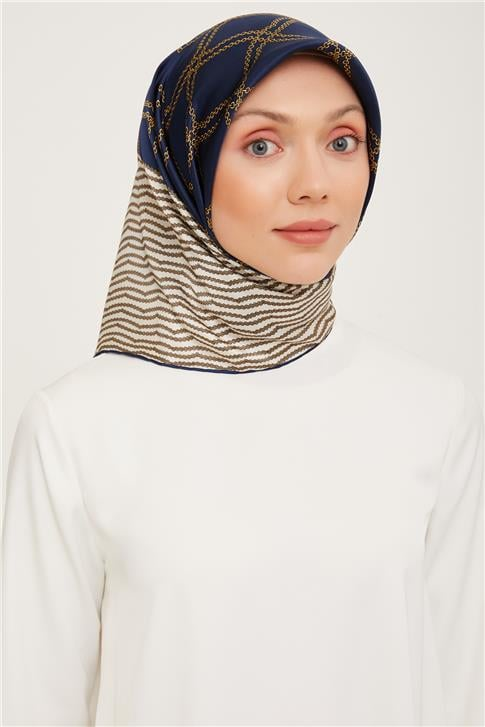 Armine Sura İpek Eşarp 23Ka9031 01