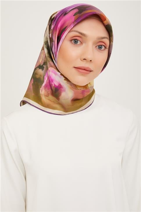 Armine Sura İpek Eşarp 23Ka9033 06