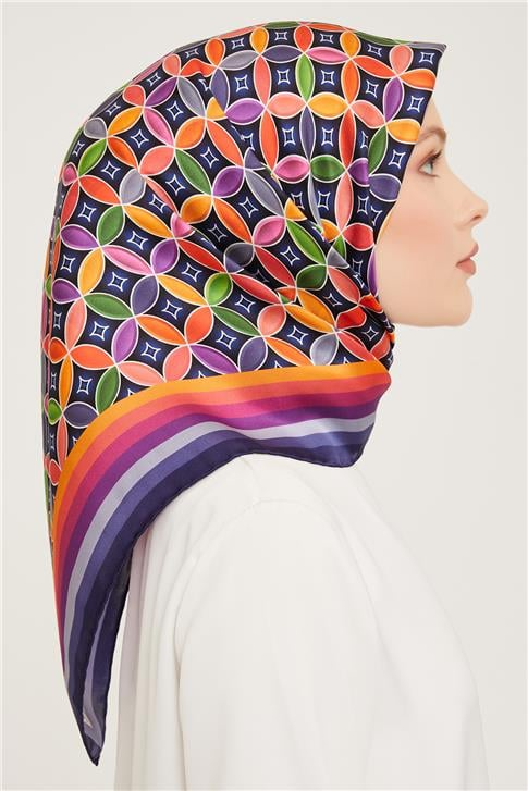 Armine Sura İpek Eşarp 23Ka9036 5 06