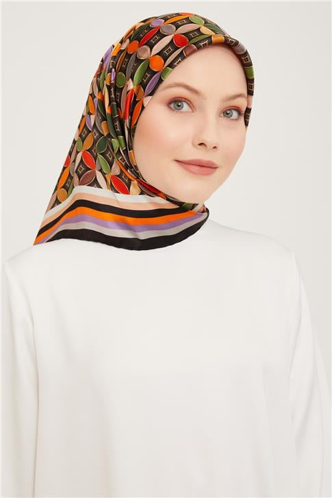 Armine Sura İpek Eşarp 23Ka9036 5 33