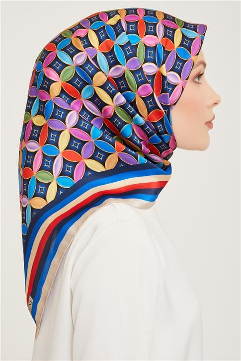Armine Sura İpek Eşarp 23Ka9036 5 35