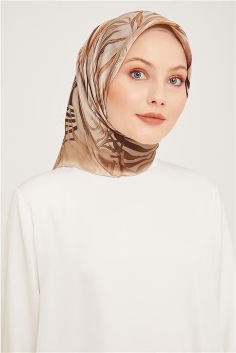 Armine Sura İpek Eşarp 23Ka9038 04
