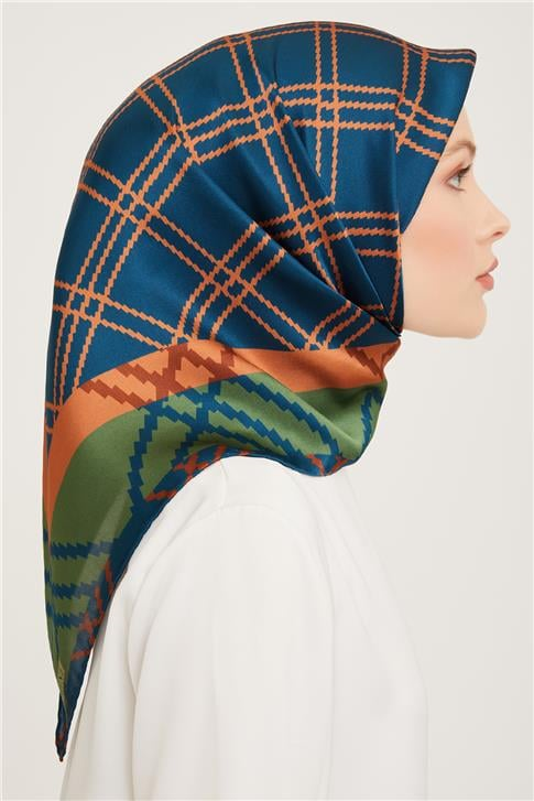 Armine Sura İpek Eşarp 23Ka9040 8 01