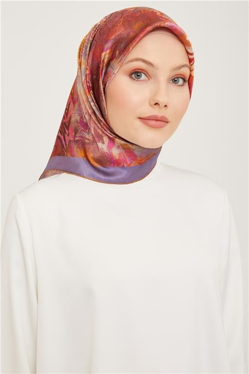 Armine Sura İpek Eşarp 23Ka9041 03
