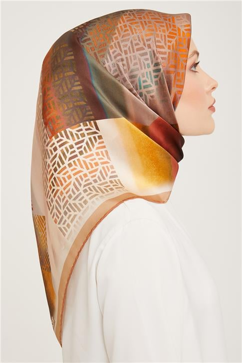 Armine Sura İpek Eşarp 23Ka9044 04