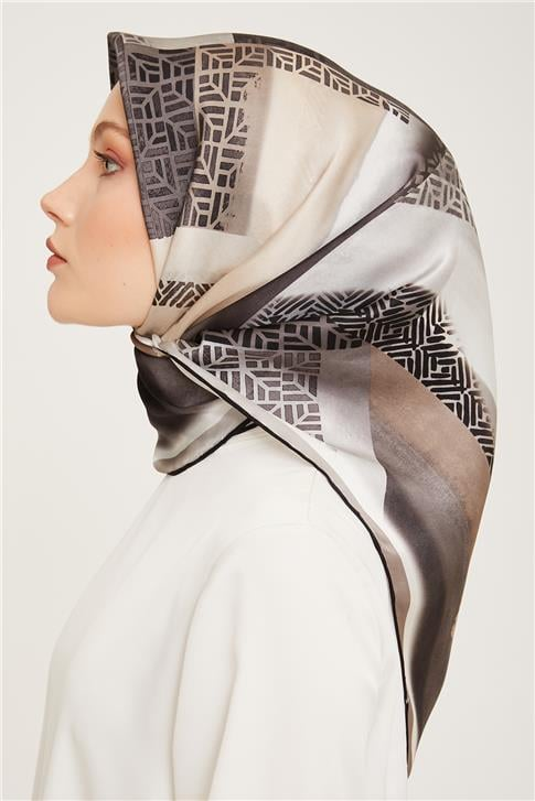 Armine Sura İpek Eşarp 23Ka9044 09