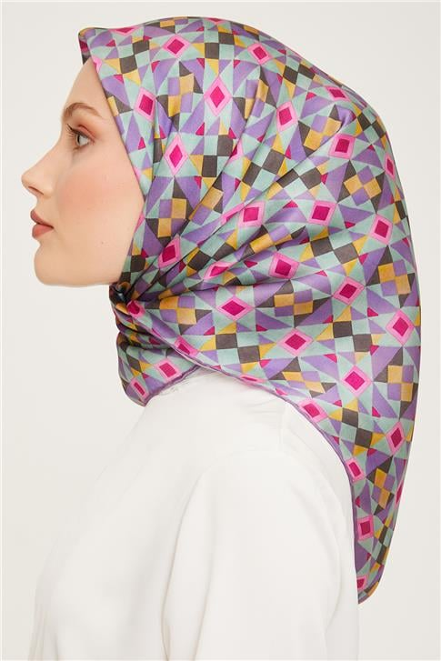 Armine Sura İpek Eşarp 23Ka9045 02