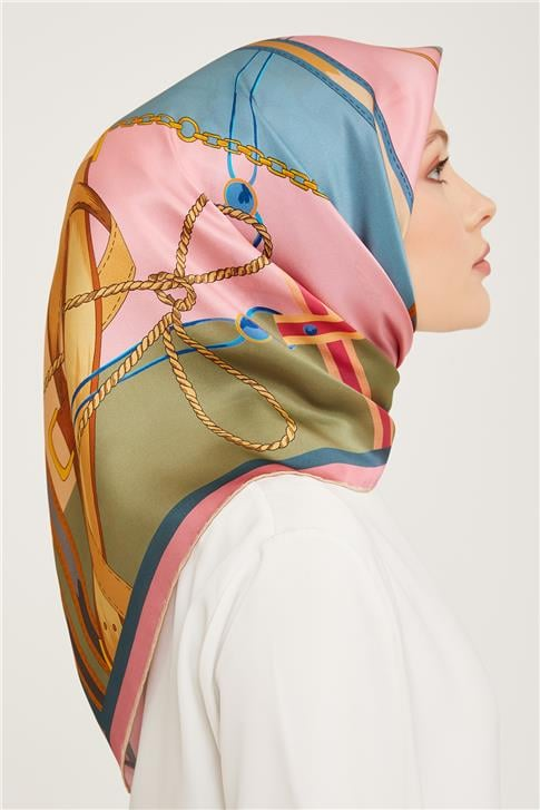 Armine Sura İpek Eşarp 23Ka9046 01