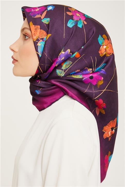 Armine Sura İpek Eşarp 23Ka9048 02