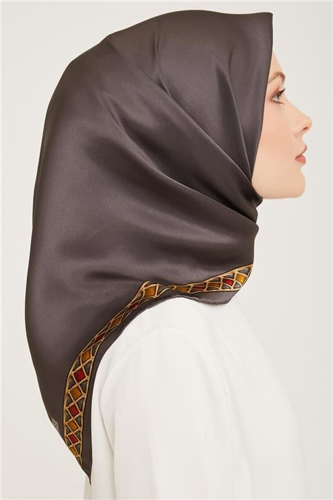 Armine Sura İpek Eşarp 23Ka9057 31 35
