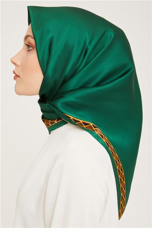 Armine Sura İpek Eşarp 23Ka9057 31 55