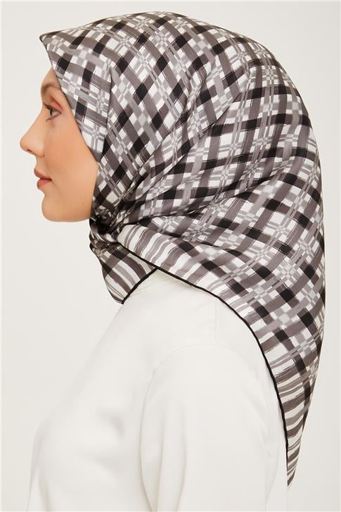 Armine Sura İpek Eşarp 23Ka9062 31