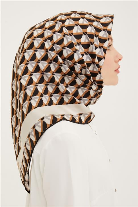 Armine Sura İpek Eşarp 23Ya8903 01