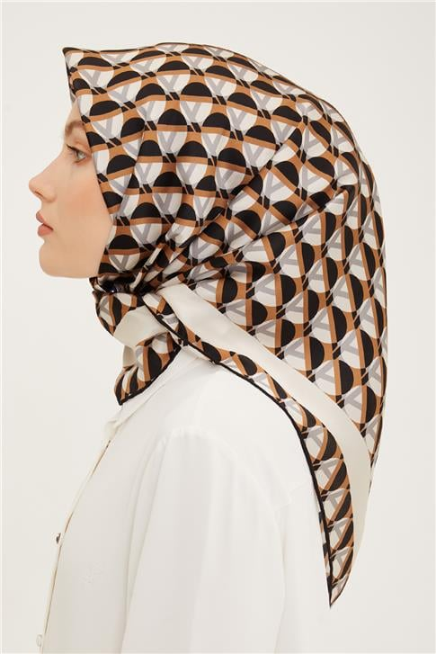 Armine Sura İpek Eşarp 23Ya8903 01