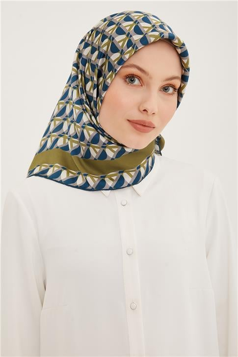 Armine Sura İpek Eşarp 23Ya8903 02
