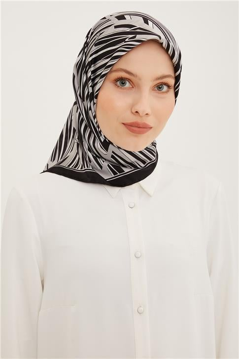 Armine Sura İpek Eşarp 23Ya8911 9 52