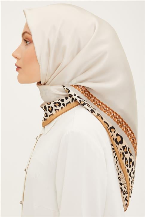 Armine Sura İpek Eşarp 23Ya8912 58 03