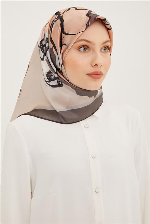 Armine Sura İpek Eşarp 23Ya8914 02
