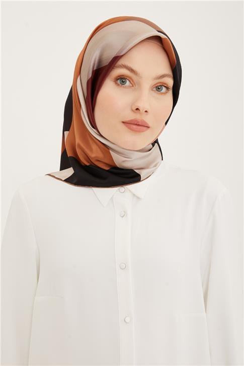Armine Sura İpek Eşarp 23Ya8918 01