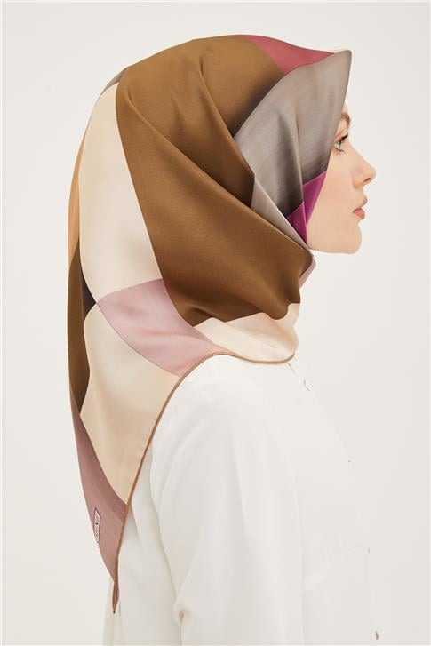 Armine Sura İpek Eşarp 23Ya8918 07
