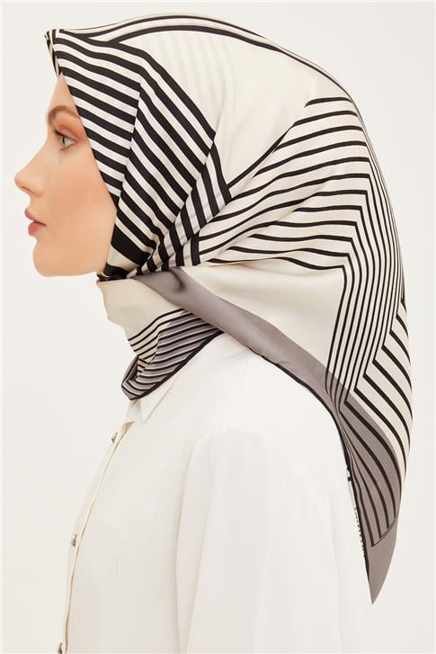 Armine Sura İpek Eşarp 23Ya8921 36