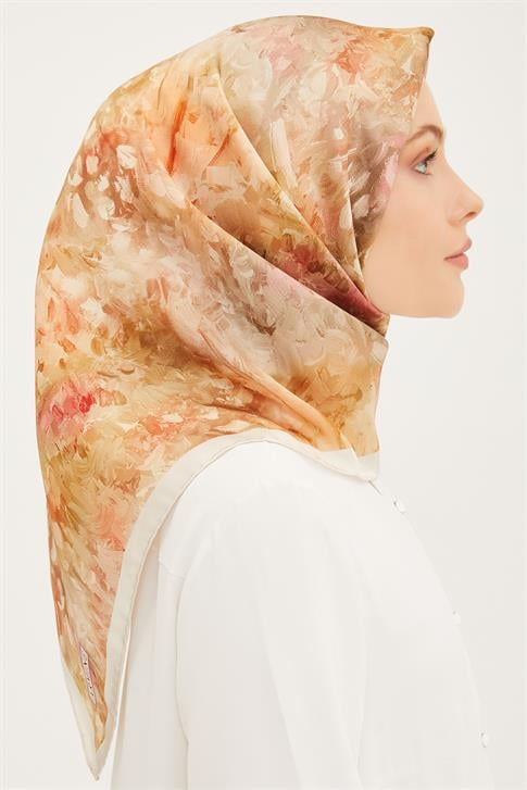 Armine Sura İpek Eşarp 23Ya8922 02