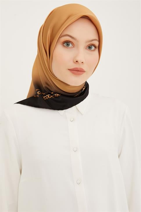 Armine Sura İpek Eşarp 23Ya8928 03