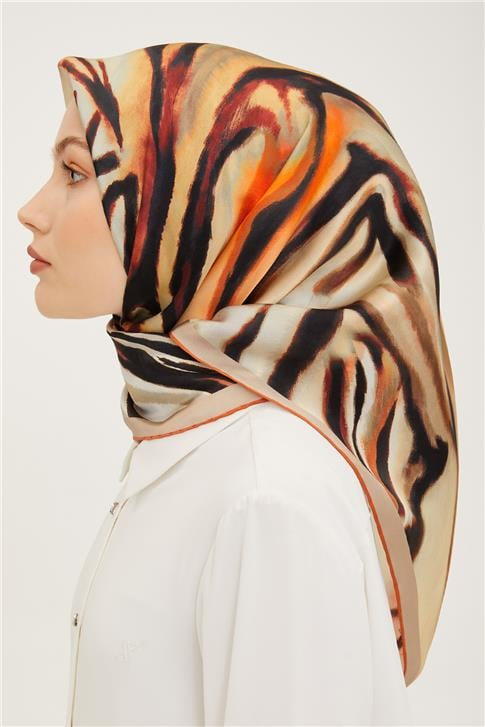 Armine Sura İpek Eşarp 23Ya8929 04