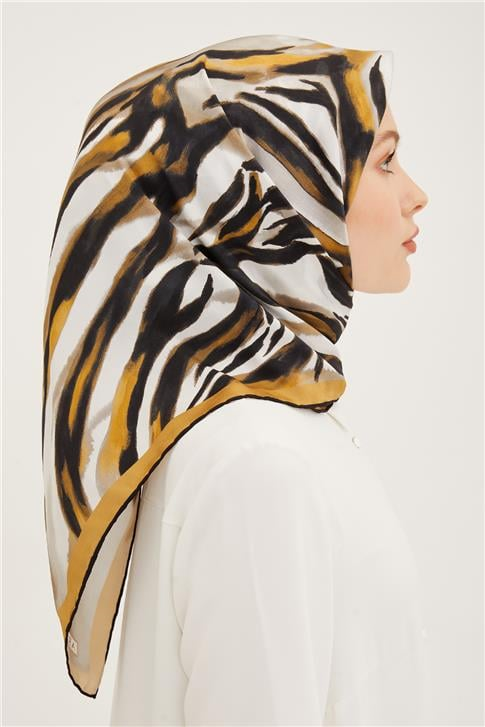 Armine Sura İpek Eşarp 23Ya8929 06
