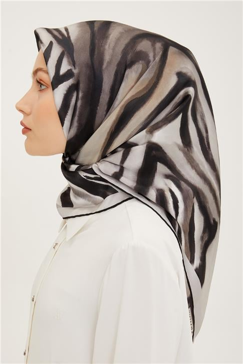 Armine Sura İpek Eşarp 23Ya8929 32
