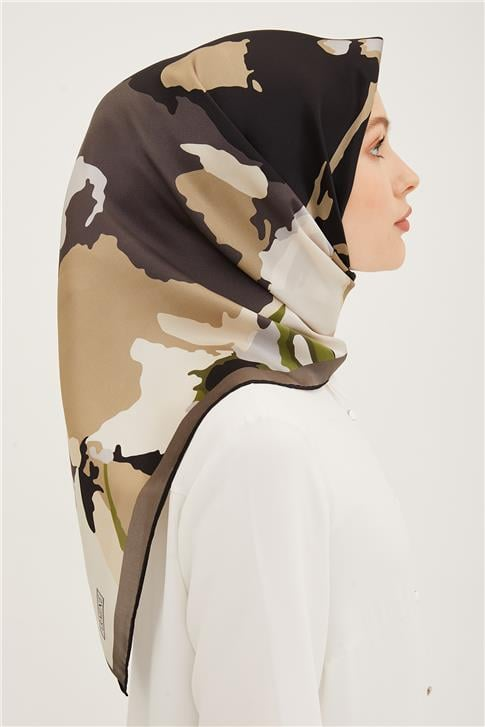 Armine Sura İpek Eşarp 23Ya8935 06