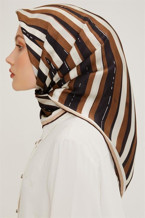 Armine Sura İpek Eşarp 23Ya8943 52