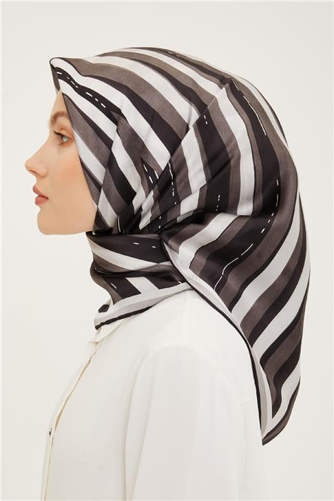 Armine Sura İpek Eşarp 23Ya8943 54
