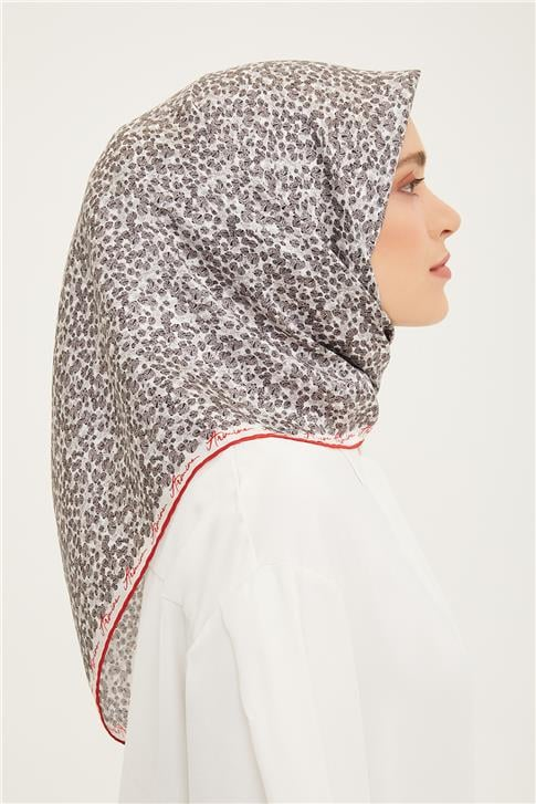 Armine Sura İpek Eşarp 23Ya8947 6 06