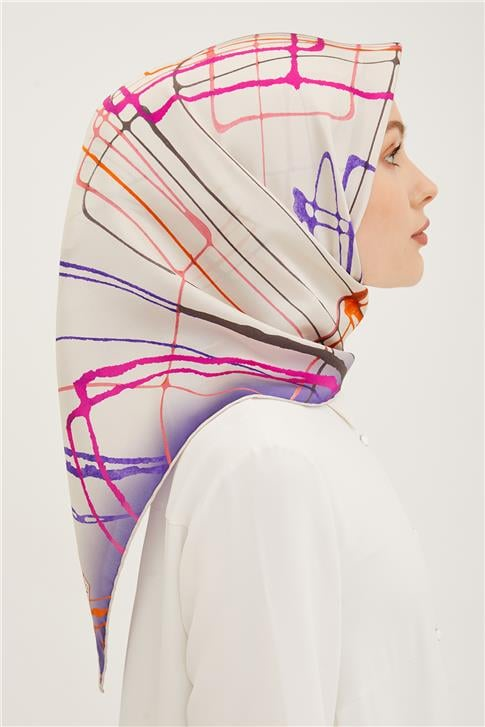 Armine Sura İpek Eşarp 23Ya8948 04