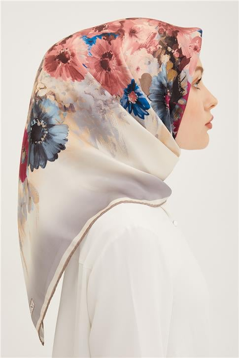Armine Sura İpek Eşarp 23Ya8949 08