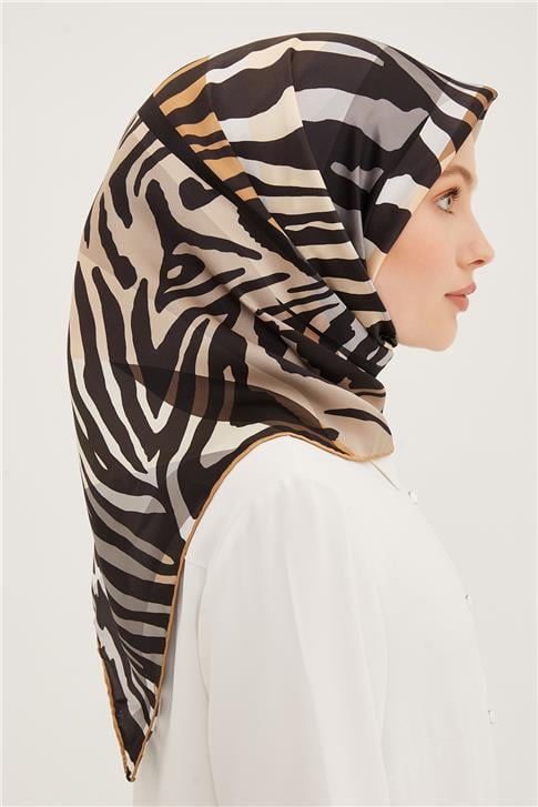 Armine Sura İpek Eşarp 23Ya8950 06